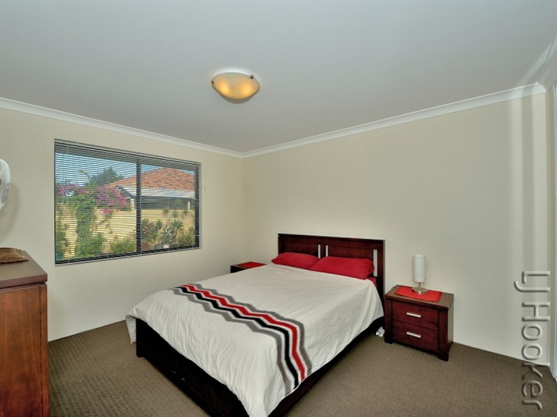 20 Frederick Way, Wannanup WA 6210