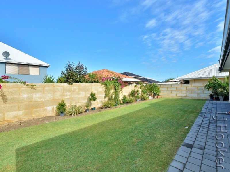 20 Frederick Way, Wannanup WA 6210