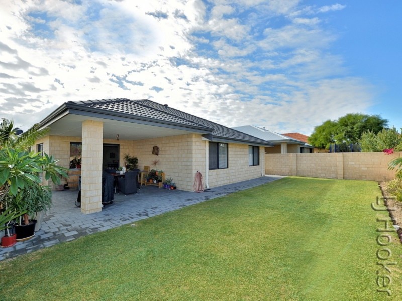20 Frederick Way, Wannanup WA 6210
