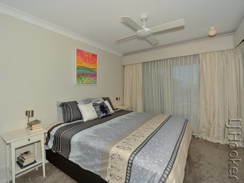 18 Lindley Road, Halls Head WA 6210