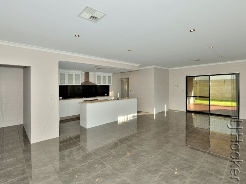 6 Molokai Close, Falcon WA 6210