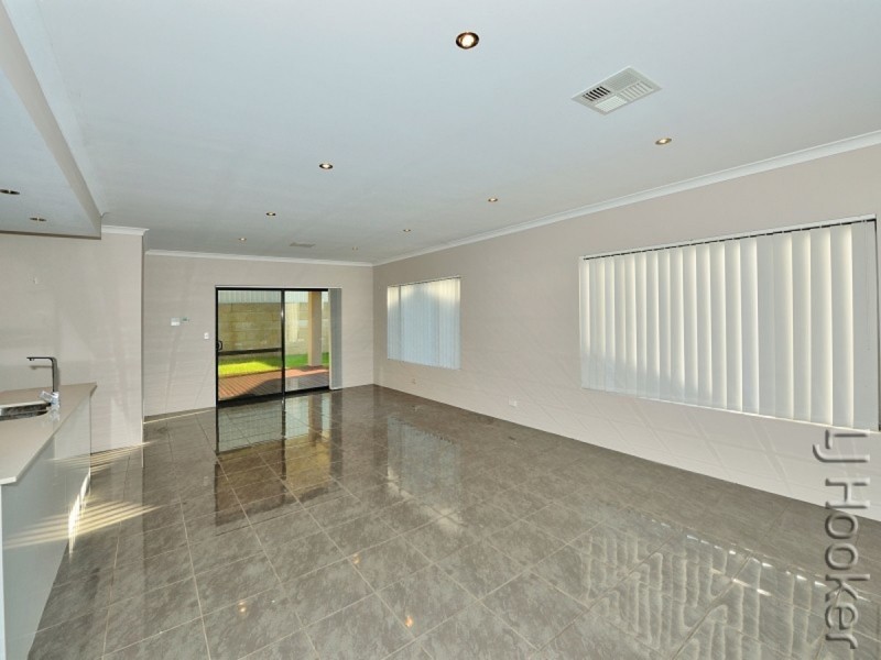 6 Molokai Close, Falcon WA 6210