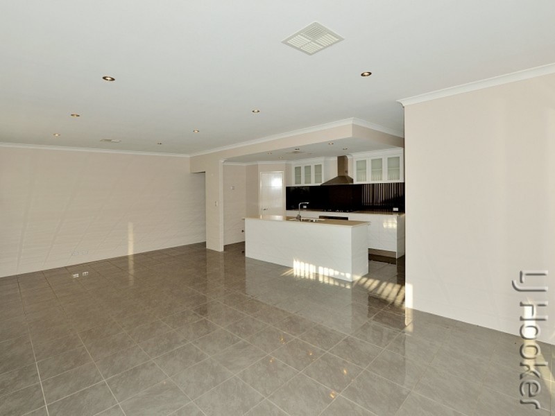 6 Molokai Close, Falcon WA 6210