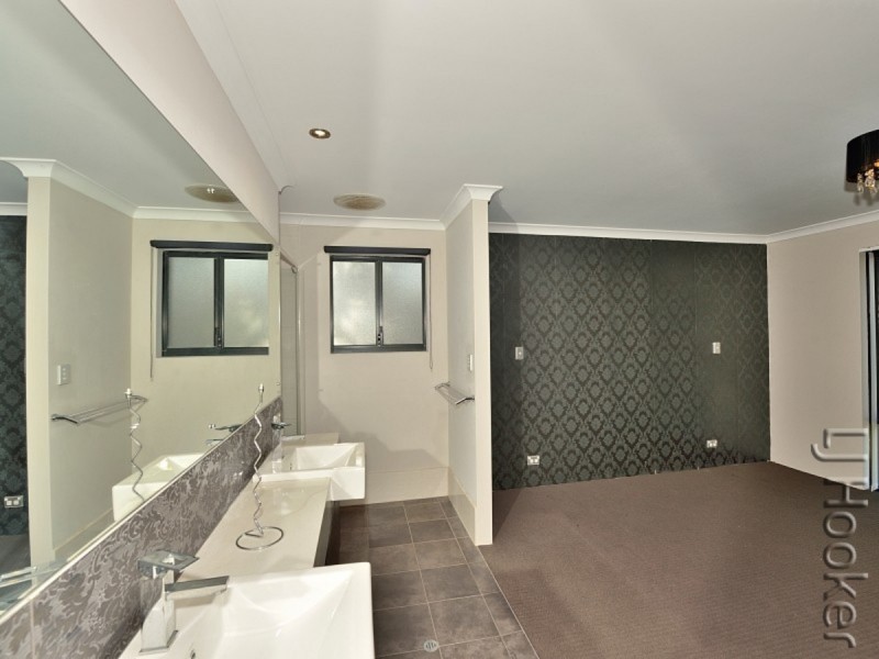 6 Molokai Close, Falcon WA 6210