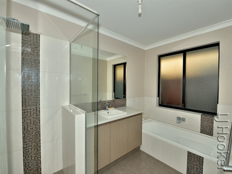 6 Molokai Close, Falcon WA 6210