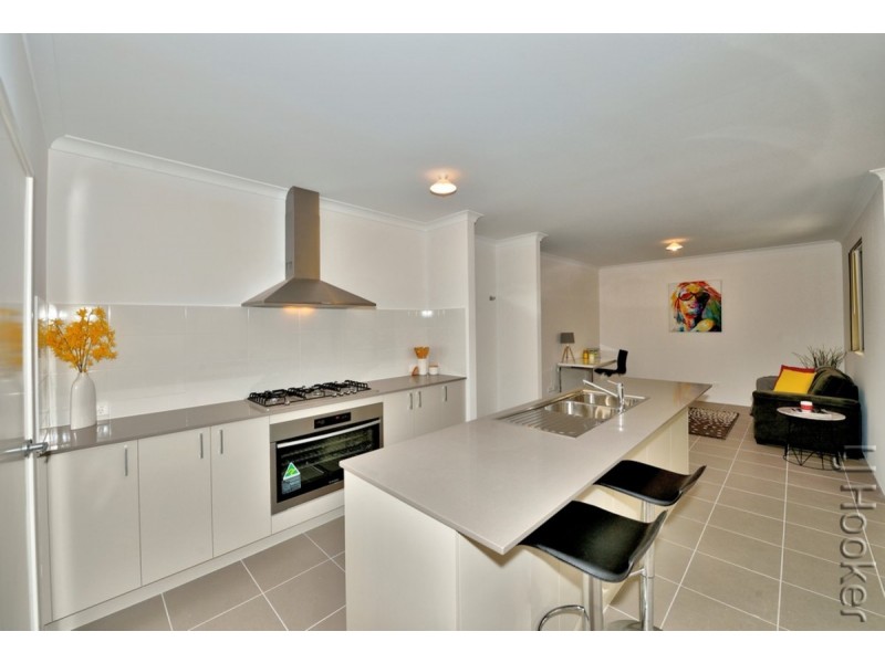 33 Aquamarine Parade, Karnup WA 6176