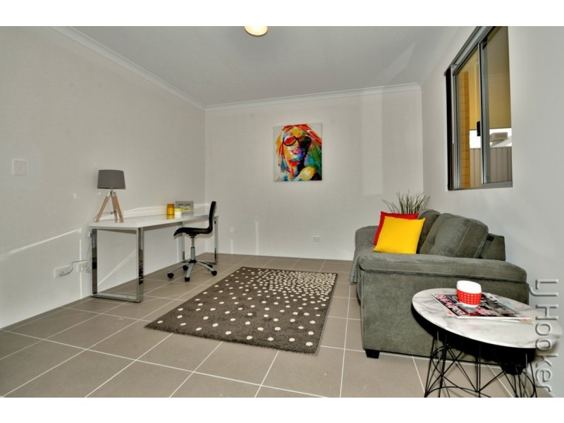 33 Aquamarine Parade, Karnup WA 6176