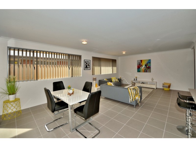 33 Aquamarine Parade, Karnup WA 6176