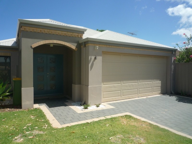 4B Nookie Street, Dudley Park WA 6210