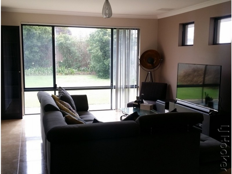 4B Nookie Street, Dudley Park WA 6210