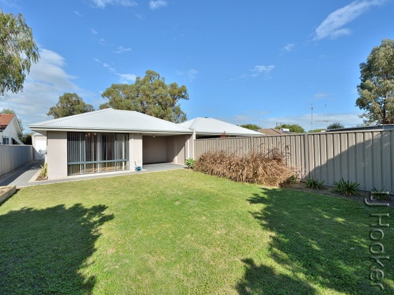 4B Nookie Street, Dudley Park WA 6210