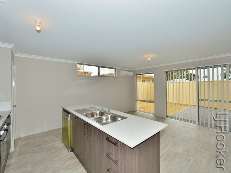 23 Encourage Loop, Dudley Park WA 6210