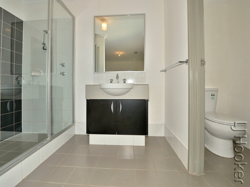 25 Highcliffe Circle, Lakelands WA 6180