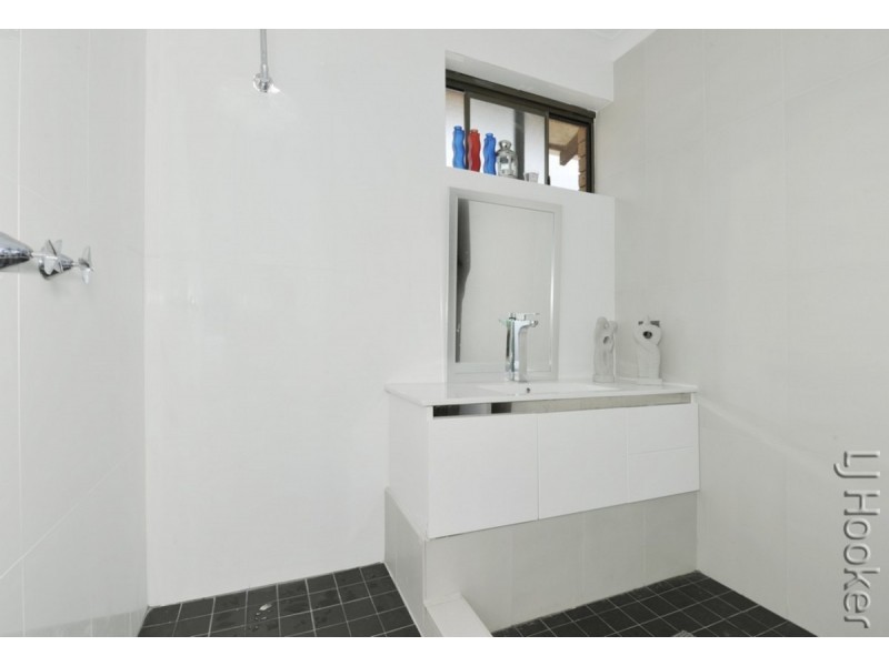 11/35B Halls Head Parade, Halls Head WA 6210