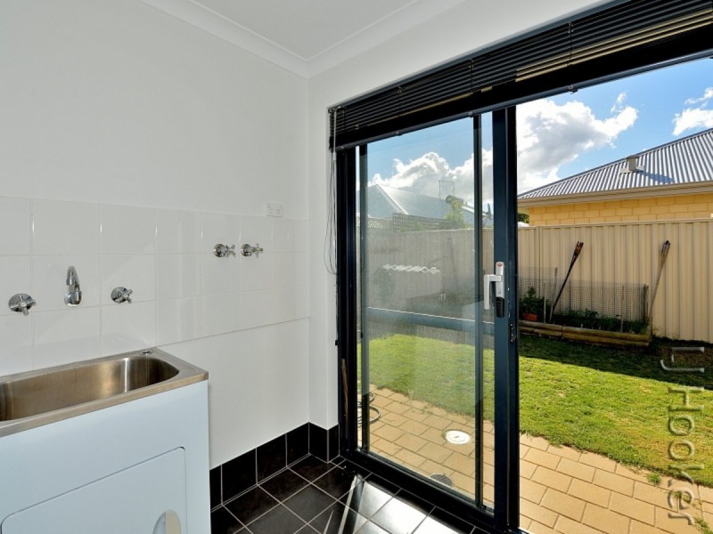 55 Coopers Mill Way, Ravenswood WA 6208