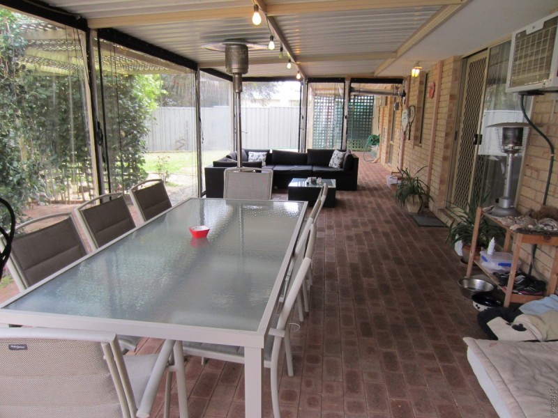 22 Elderberry Circle, Halls Head WA 6210