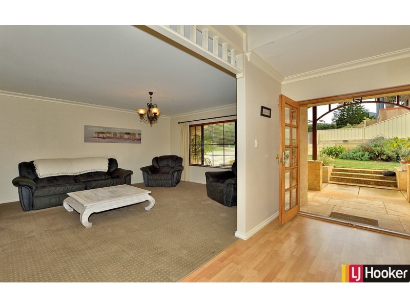 5 Magnetic Square, Halls Head WA 6210