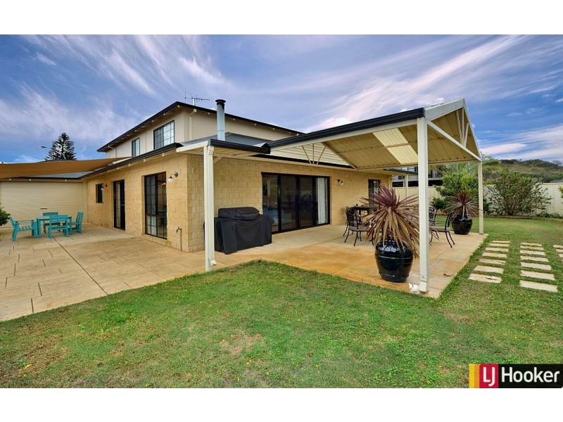 5 Magnetic Square, Halls Head WA 6210