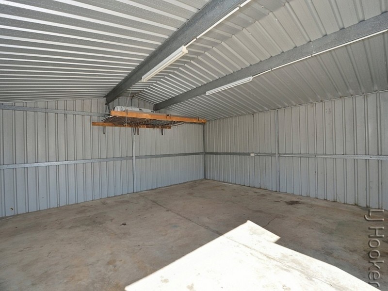 77 Coodanup Drive, Dudley Park WA 6210