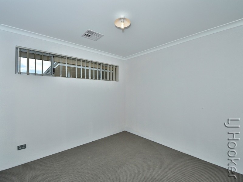 8 Triller Lane, Erskine WA 6210