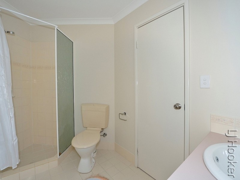 38 Paradise Circuit, Halls Head WA 6210