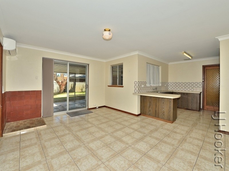 16 Clyde Place, Mandurah WA 6210