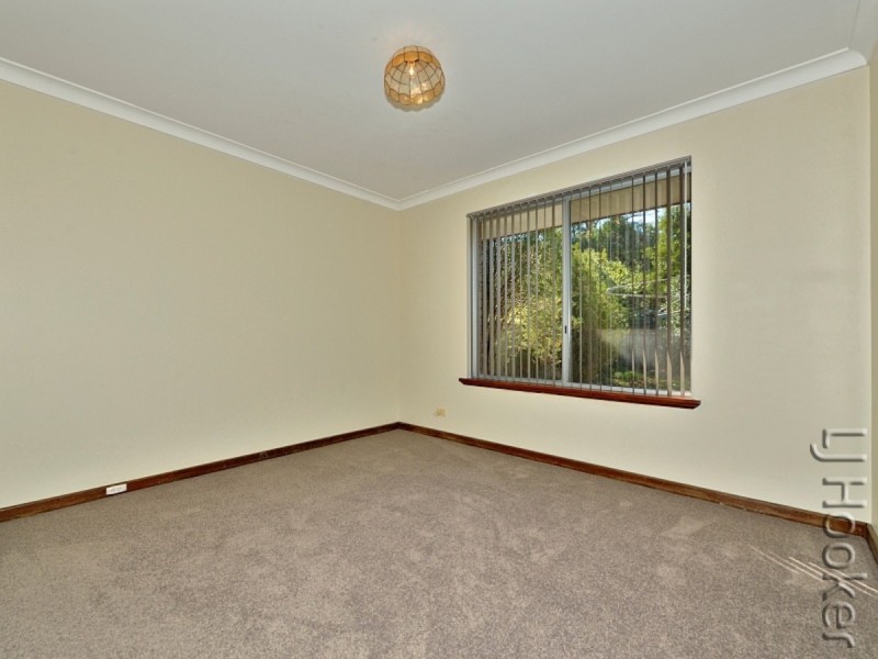 16 Clyde Place, Mandurah WA 6210