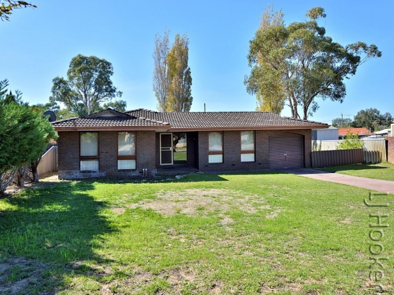 16 Clyde Place, Mandurah WA 6210