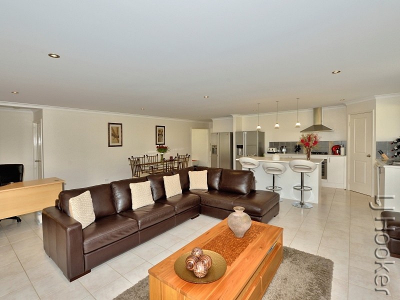 34 Britawast Road, Madora Bay WA 6210