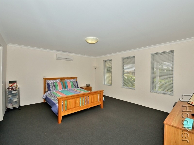 34 Britawast Road, Madora Bay WA 6210