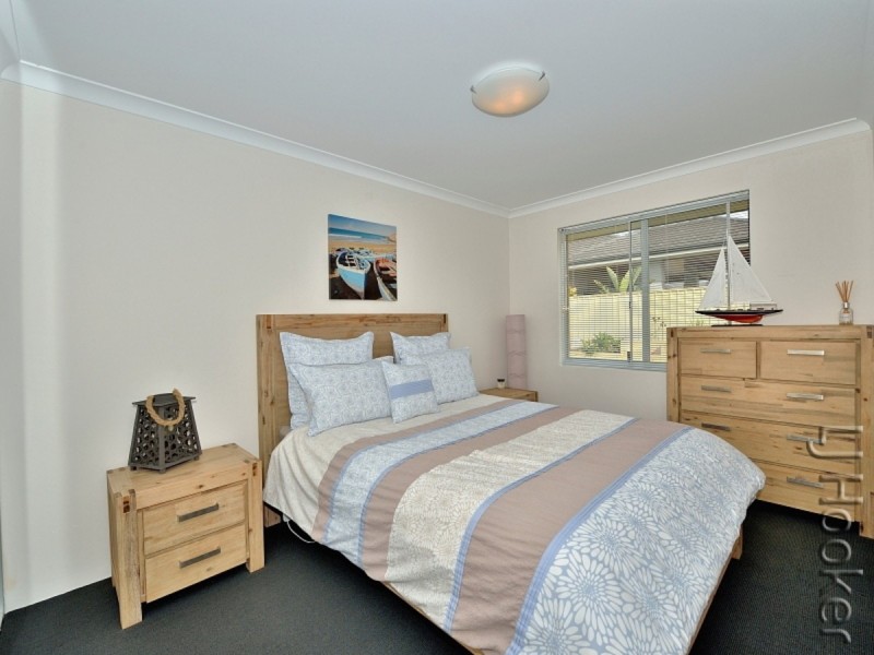 34 Britawast Road, Madora Bay WA 6210