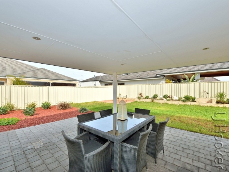 34 Britawast Road, Madora Bay WA 6210