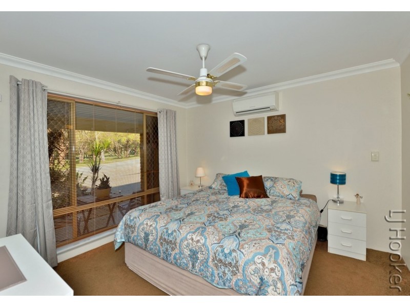 17 Arundel Drive, Halls Head WA 6210