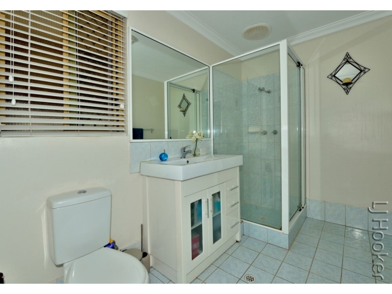 17 Arundel Drive, Halls Head WA 6210