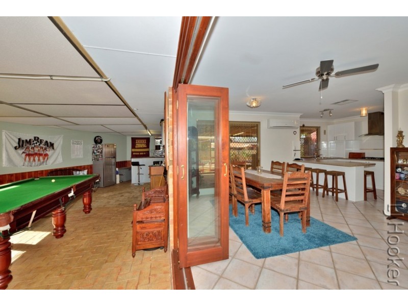 17 Arundel Drive, Halls Head WA 6210