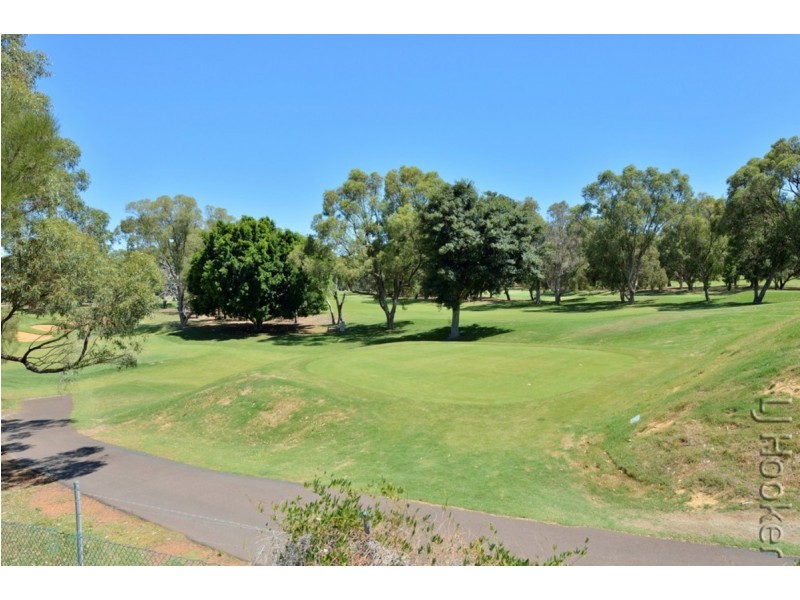 17 Arundel Drive, Halls Head WA 6210