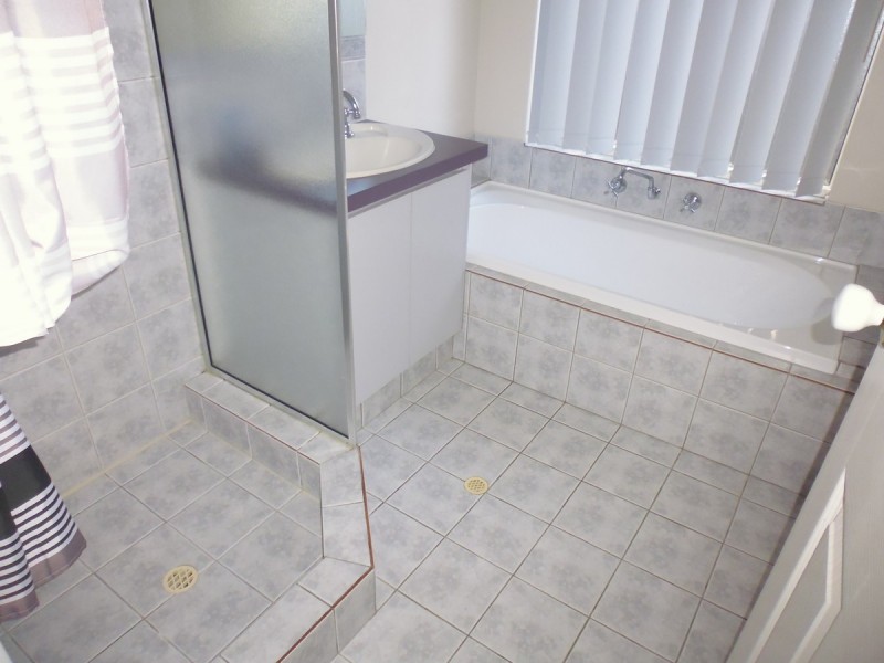 78 Chatsworth Drive, Erskine WA 6210
