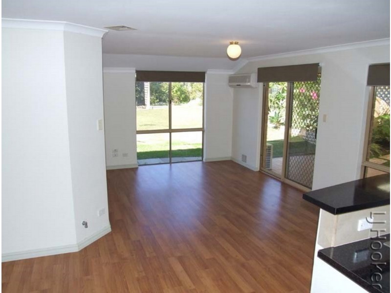 196 Mclarty Road, Halls Head WA 6210