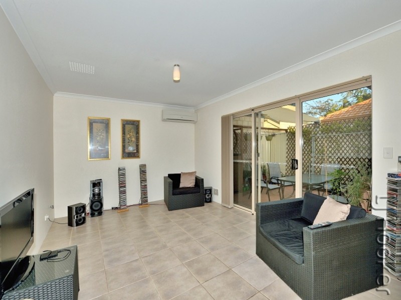 2/47 Hackett Street, Mandurah WA 6210