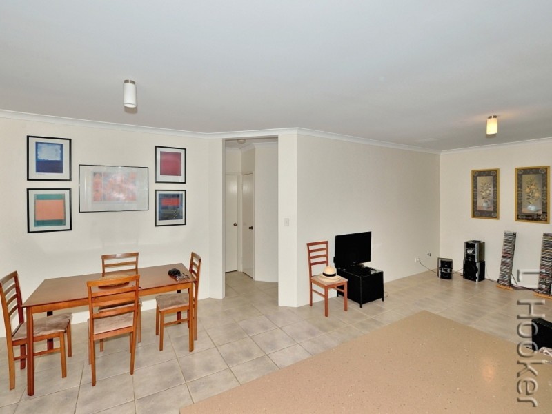 2/47 Hackett Street, Mandurah WA 6210