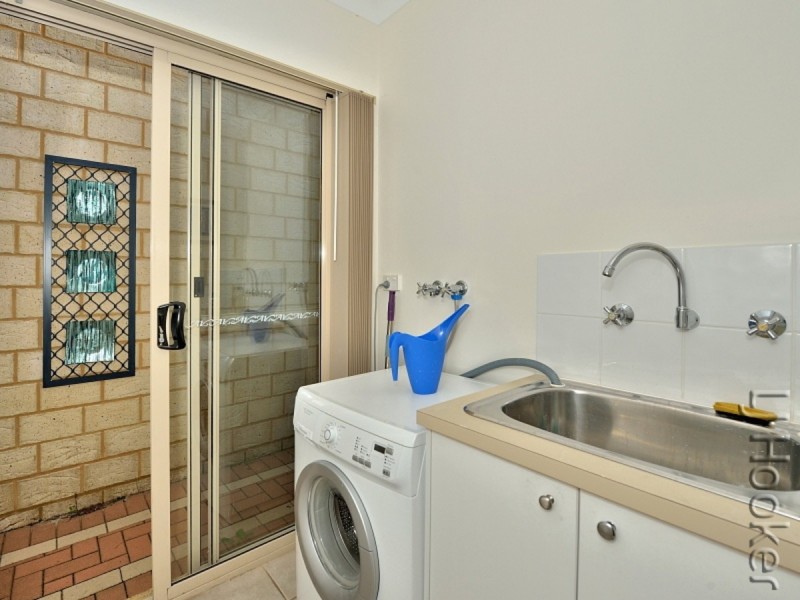 2/47 Hackett Street, Mandurah WA 6210