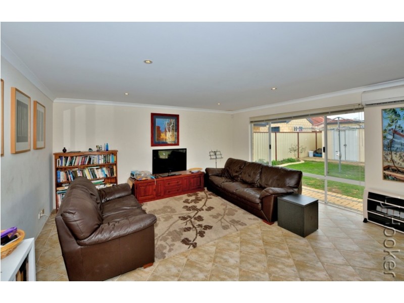 15 Hudson Drive, Dudley Park WA 6210