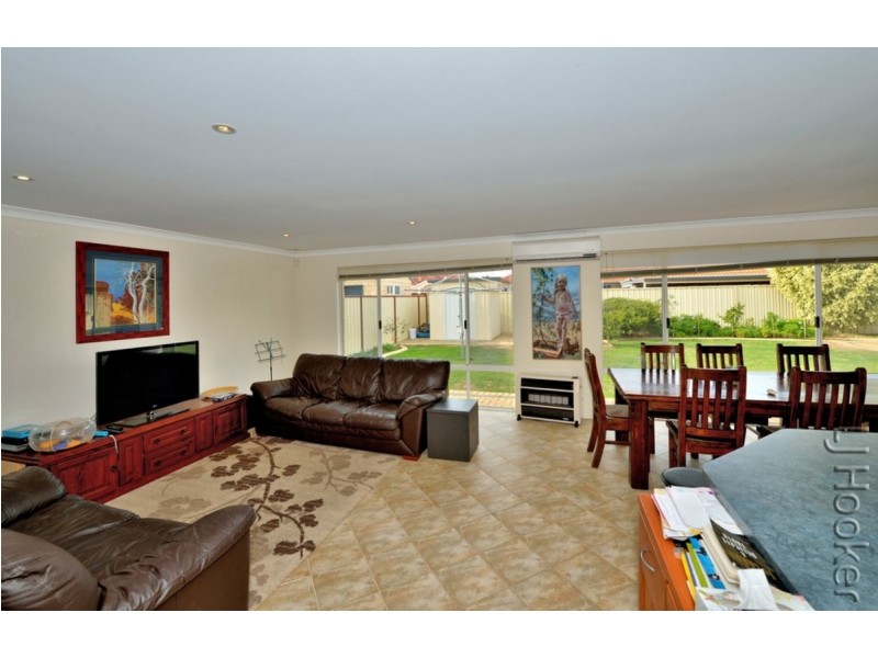 15 Hudson Drive, Dudley Park WA 6210