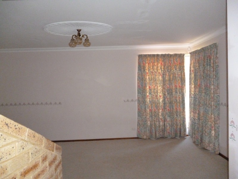 1 David Place, Dudley Park WA 6210
