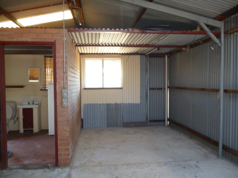 1 David Place, Dudley Park WA 6210