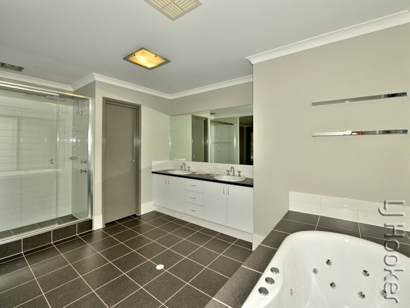 16B Mathew Street, Falcon WA 6210