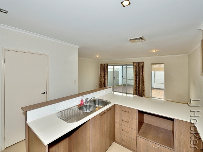 13/5 Bower Drive, Erskine WA 6210