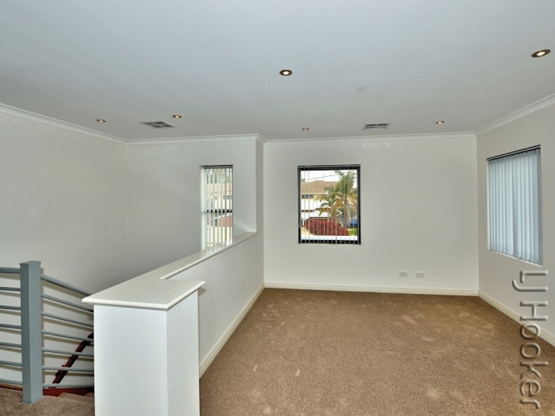 31A Cooper Street, Mandurah WA 6210