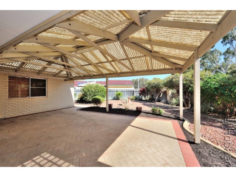 8 Parkwater Cove, Halls Head WA 6210