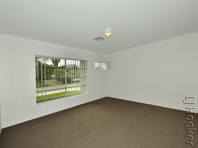 97 Queen Parade, Wannanup WA 6210